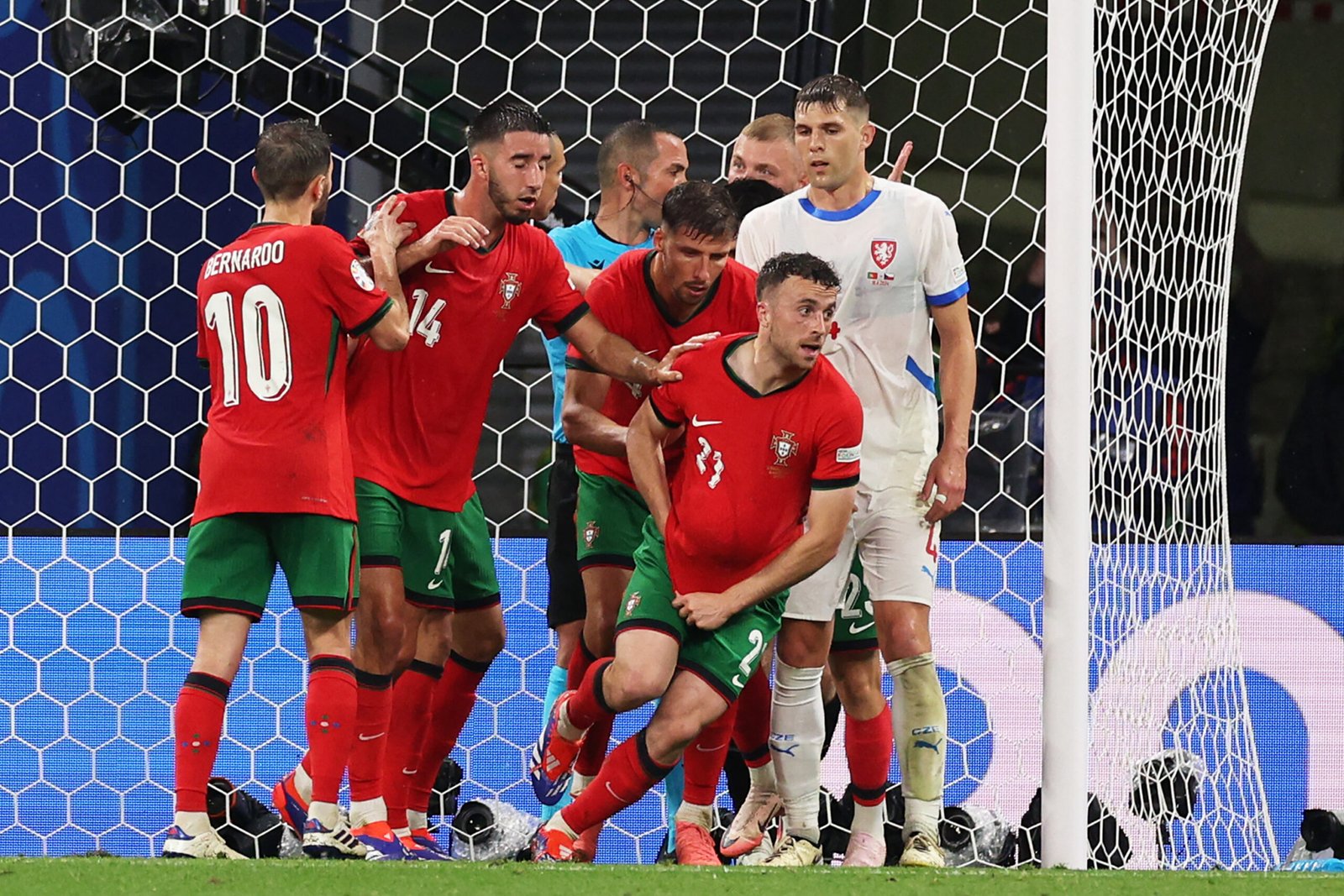 Georgia Portogallo, Ronaldo in campo. Le formazioni ufficiali