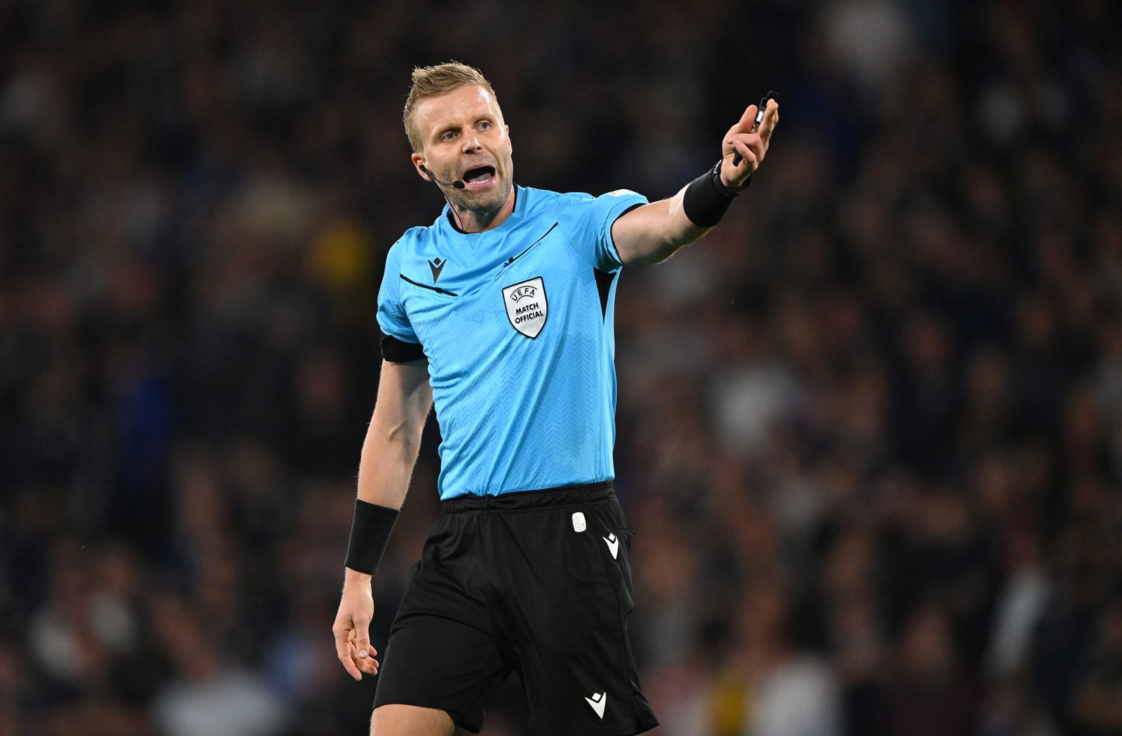 Nyberg arbitro di Manchester City Inter: primo precedente (non con le italiane)