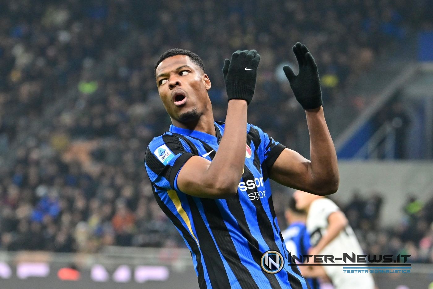 Dumfries, il responso per Bayer Leverkusen Inter! Altro Buchanan