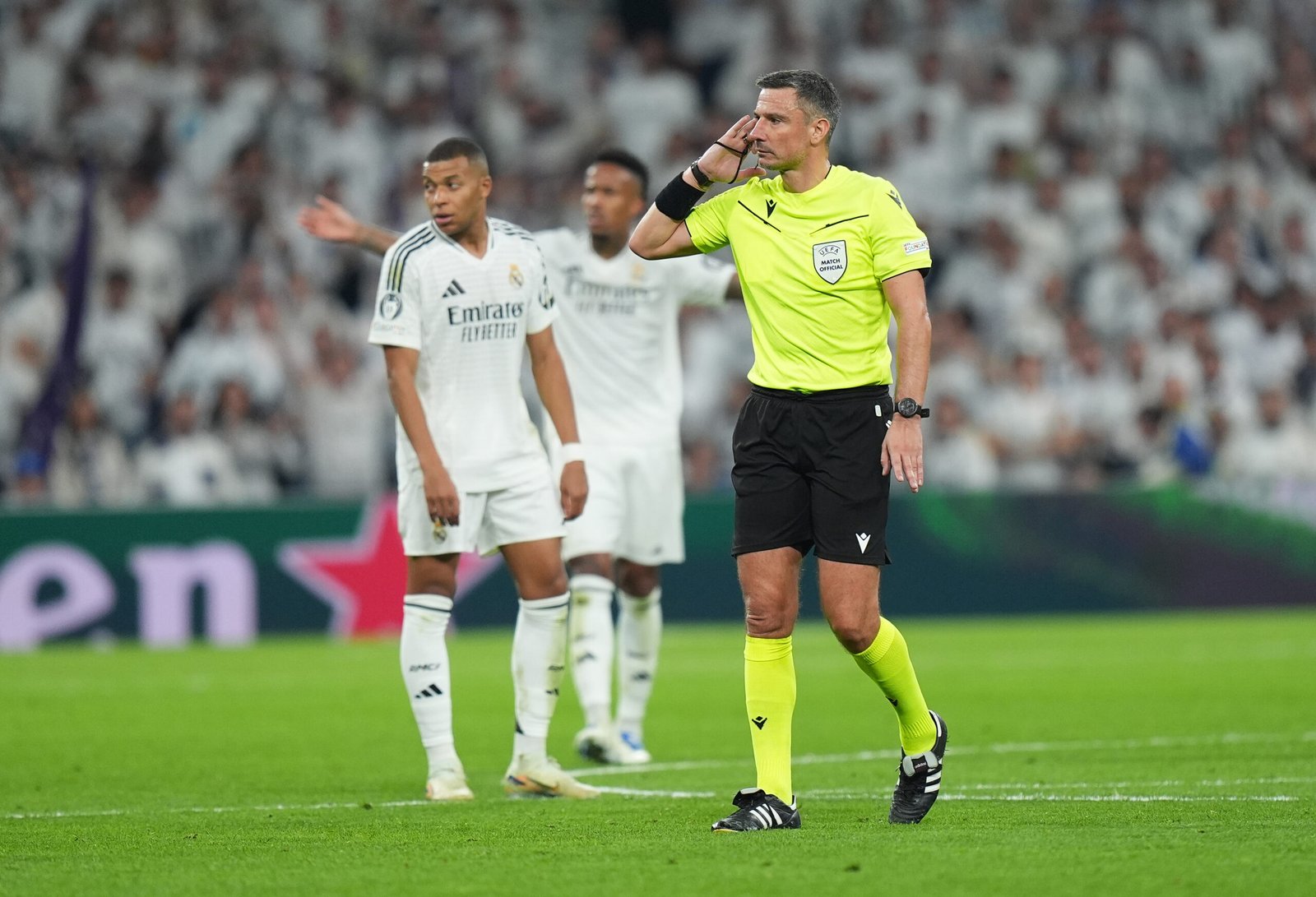 Bayer Leverkusen Inter, Vincic l’arbitro in Champions League: la designazione