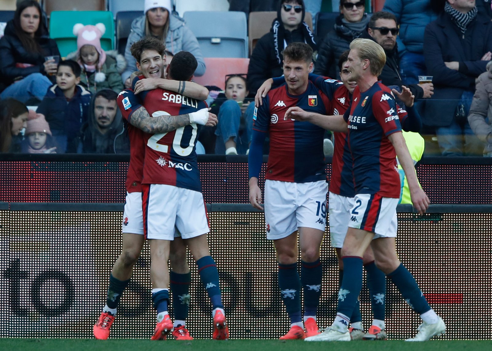 Highlights Serie A | Udinese Genoa 0 2: prima vittoria per Vieira